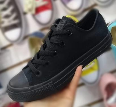 TENIS CONVERSE MONOBLACK  CLASICOS ALL STAR UNISEX
